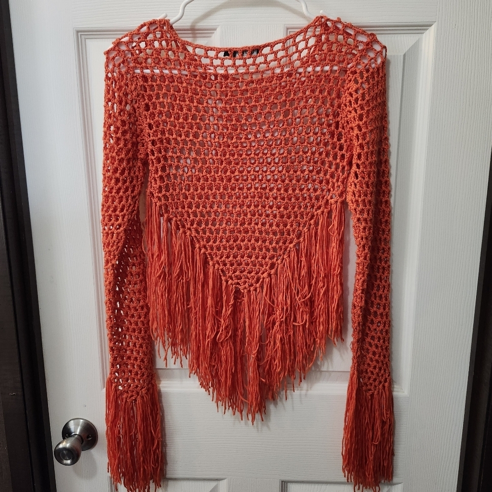 Orange Open Knit Crochet Long Sleeve Fringe Top. Sz M - Picture 5 of 6